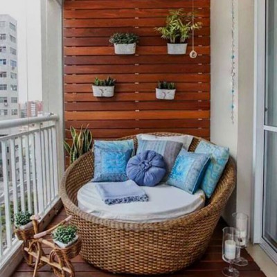 17 korzinka dlya otdiha 400x400 - Дизайн балконов и лоджий: грамотно и со вкусом