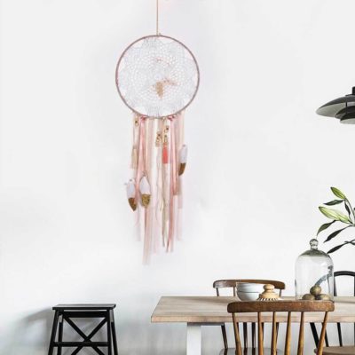 dream catcher in interior 12 400x400 - Ловцы снов, как декор: добавьте интерьеру магии!
