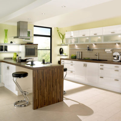 kitchens img 02 400x400 - Правильный интерьер кухни: что нужно и важно знать